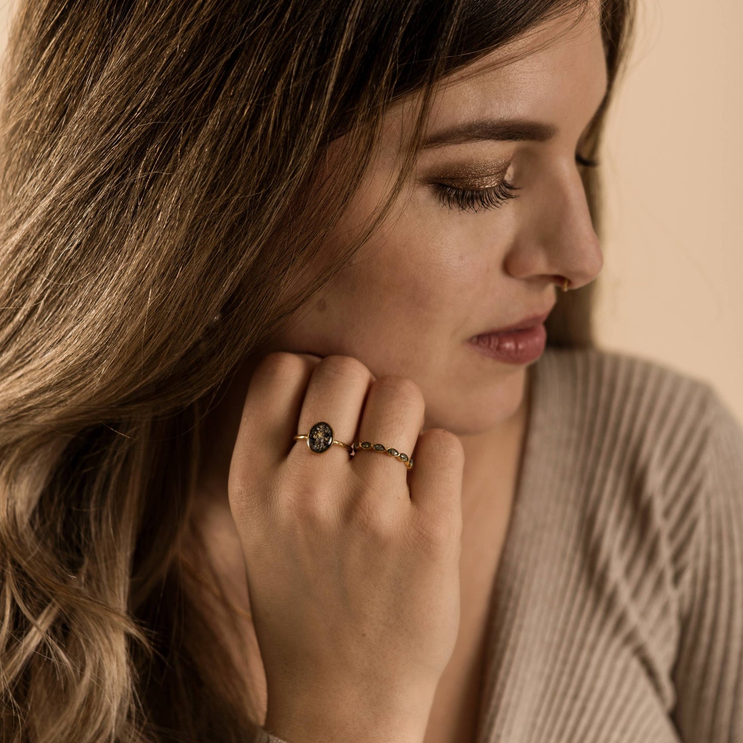 Oval Ring | 18Kt Gold